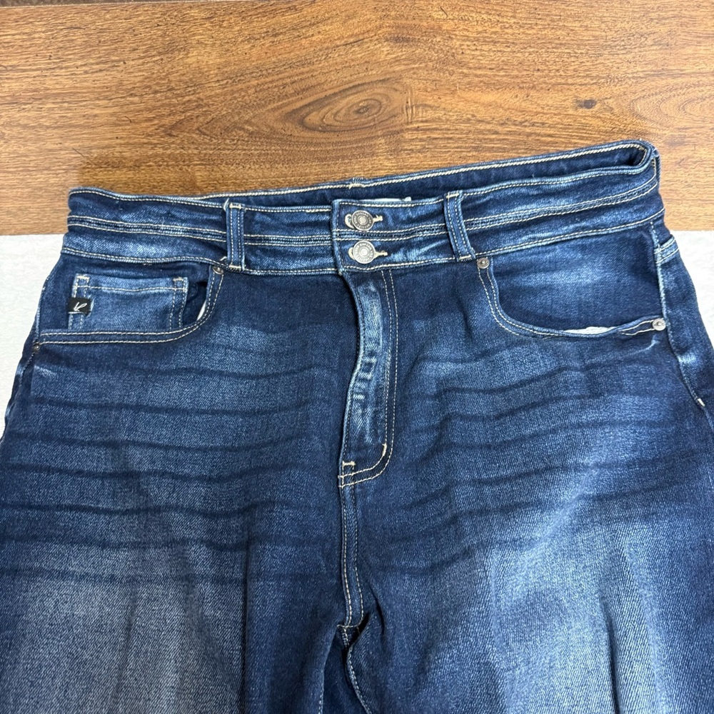 KanCan from Maurice’s size 31 Dark Blue Skinny Jeans distressed knees - Picture 5 of 10